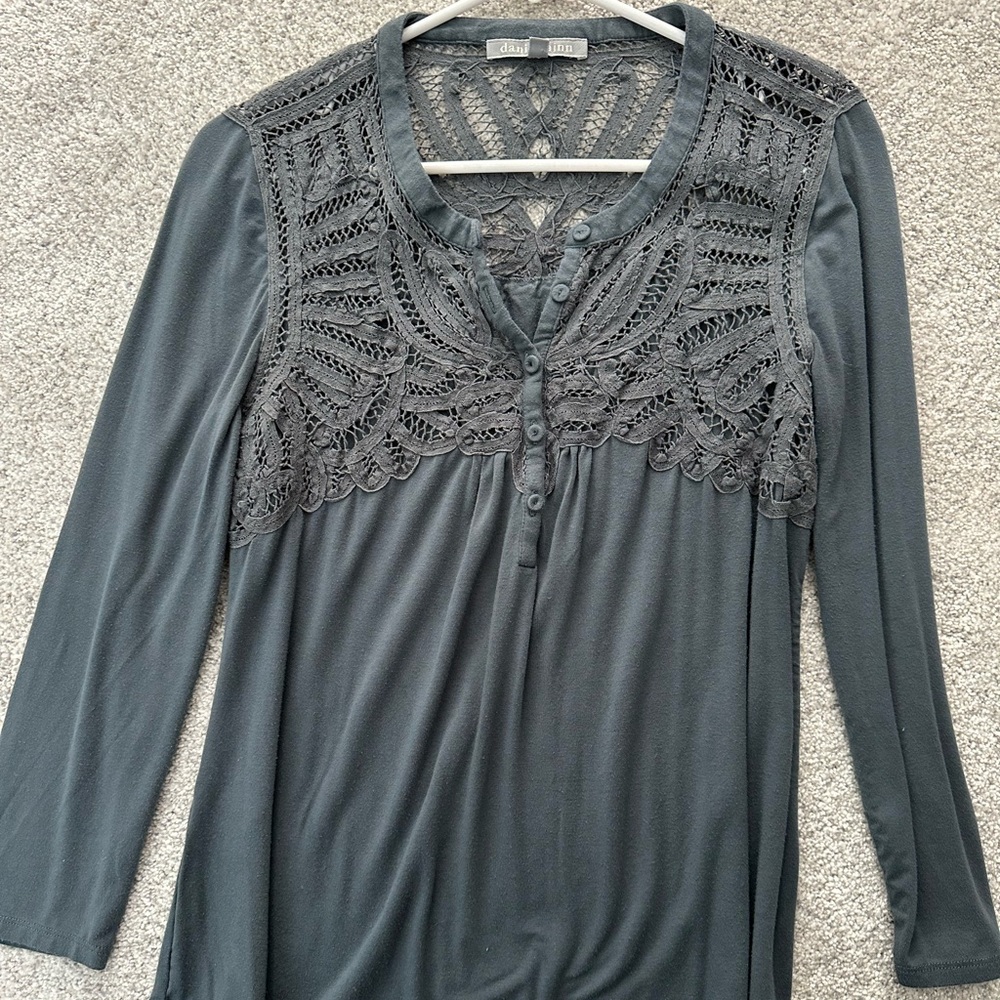 Daniel rainn Lace Detail Women's Top size small
